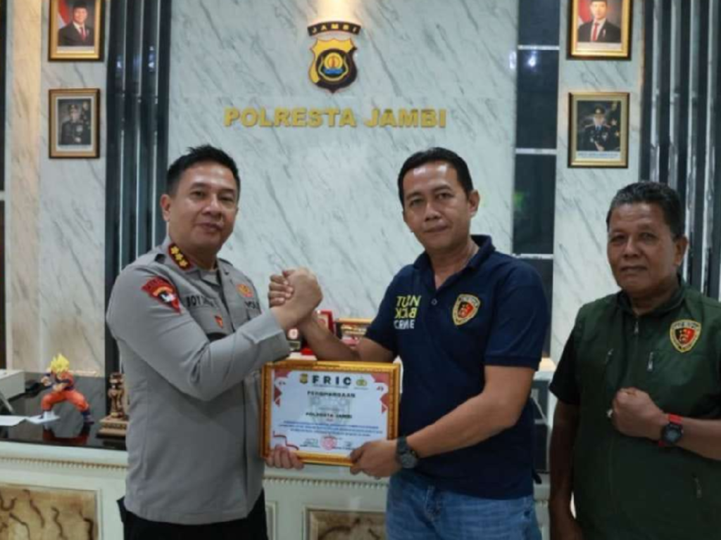 poster_2025-10-15-094542